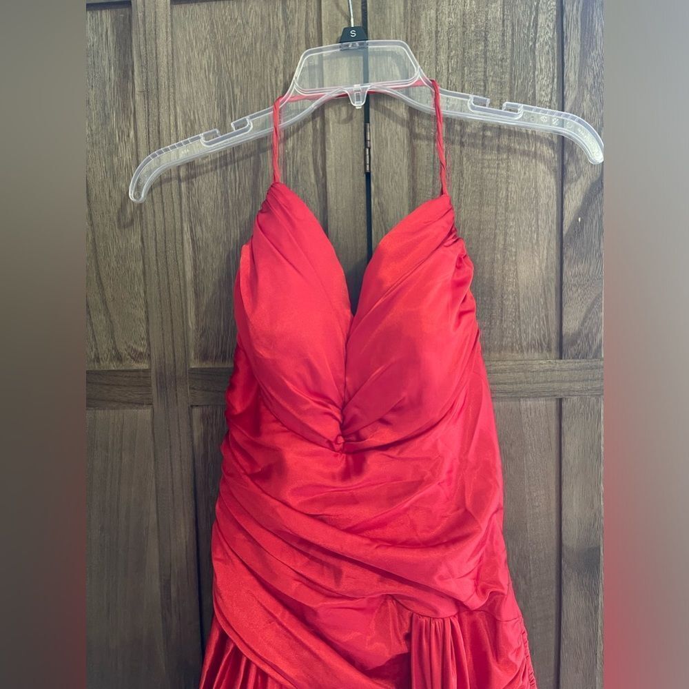 Cassandra Stone Red halter style Prom Dress. - Picture 4 of 9